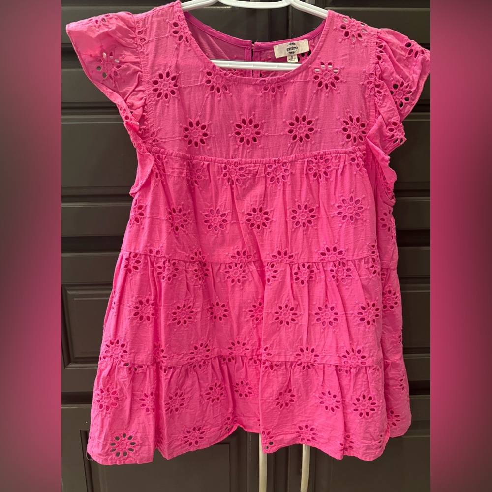Entro top. Hot pink, size small.